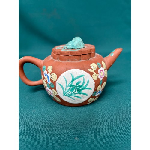 388 - A vintage Chinese polychrome enamelled Yixing teapot with lobed cover and foo dog finial - 10cm h