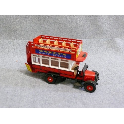 89 - A CORGI MODEL OF A VINTAGE DOUBLE DECKER BUS