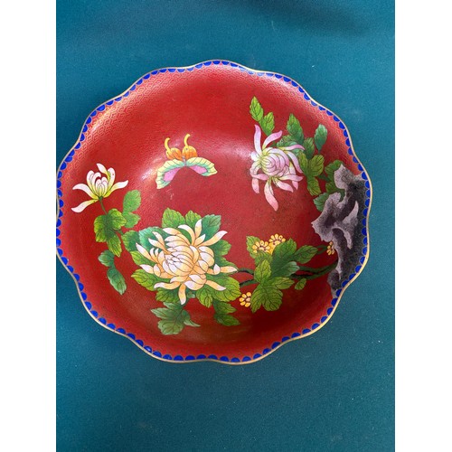 389 - A large Chinese Cloisonne bowl with butterfly & flower design 26cm dia and a small Japanese earthenw... 