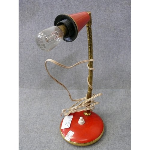 99 - A LOVELY RETRO ITALIAN DESK LAMP