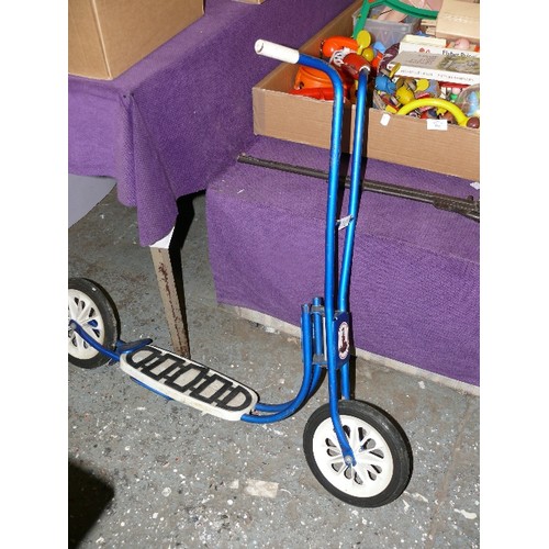 183 - A BLUE RALEIGH SCOOTER