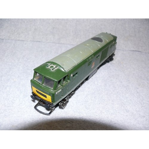 244 - TRIANG HORNBY D7065 DIESEL ENGINE