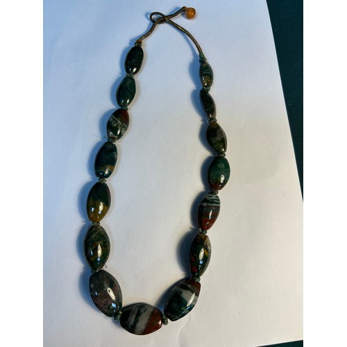 36 - Vintage Indian polished Agate necklace