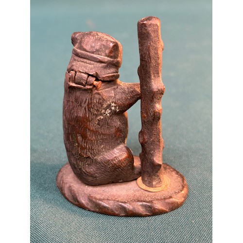 50 - Rare 19th Century bronze “Warwickshire Bear and Ragged staff” Vesta