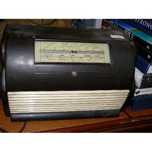 314 - AN EKCO TYPE U76 RECEIVER VINTAGE BAKELITE RADIO