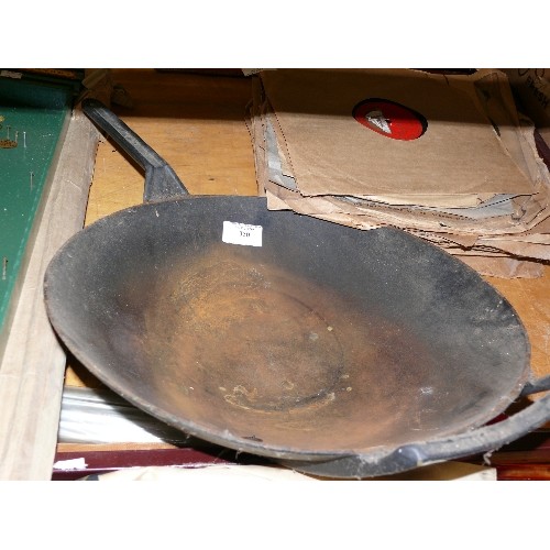 350 - A VINTAGE CAST IRON PAN