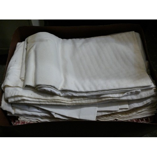 367 - A VINTAGE LAUNDRY BOX, PHILLIPS BROS TAILORING, FULL  OF VINTAGE LINEN