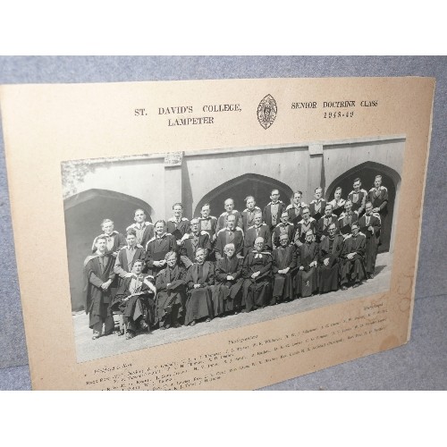 156 - A LARGE SELECTION OF VINTAGE/BLACK & WHITE PHOTOS FROM THE 30's AND 40's AND CERTIFICATES