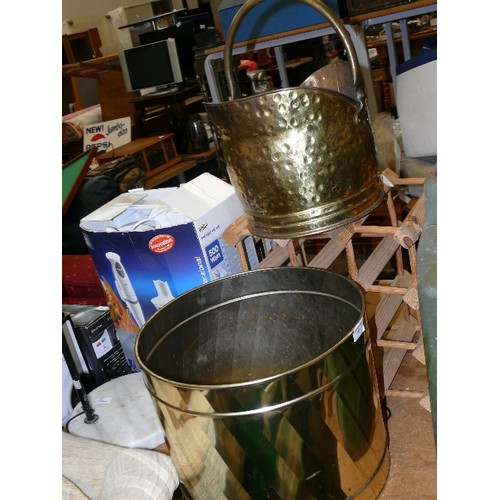 387 - A LARGE BRASS PLANTER PLUS A BRASS HELMET COAL SCUTTLE