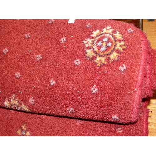 389 - 3  RED RUGS/HALL RUNNERS