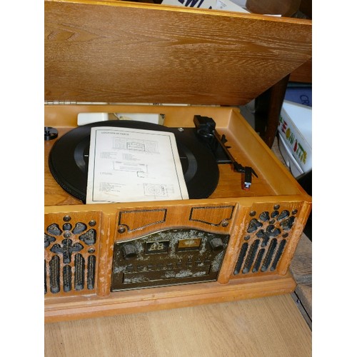 402 - A RETRO RECORD PLAYER