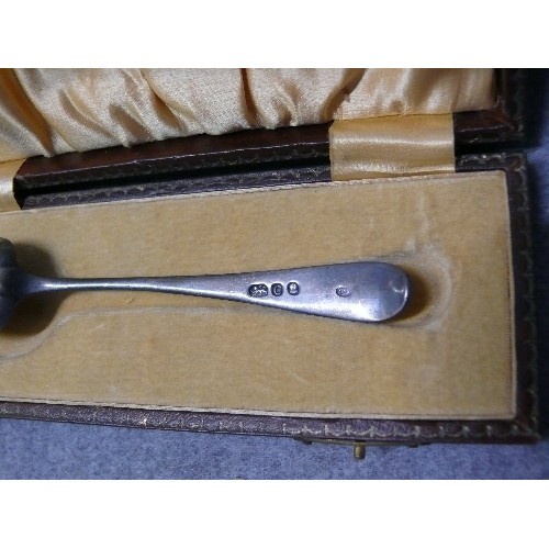 21 - A GEORGIAN SILVER SPOON LONDON 1798 BY THOMAS STREETIN