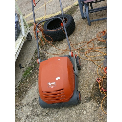 462 - FLYMO LAWNRAKE COMPACT 340