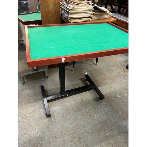 520 - BAIZE COVERED TABLE / DISPLAY STAND ON METAL BASE