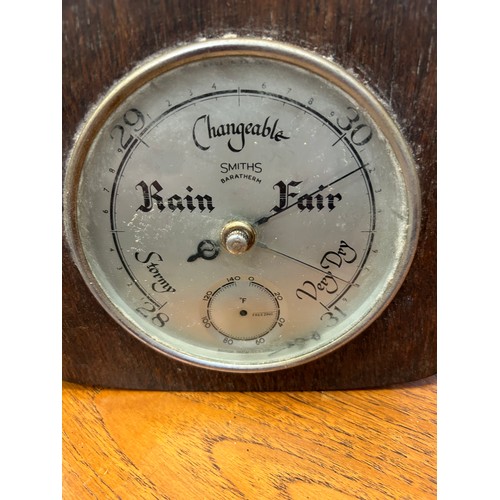 530 - 1950'S OAK CASED ANEROID BAROMETER AND THERMOMETER BY SMITHS