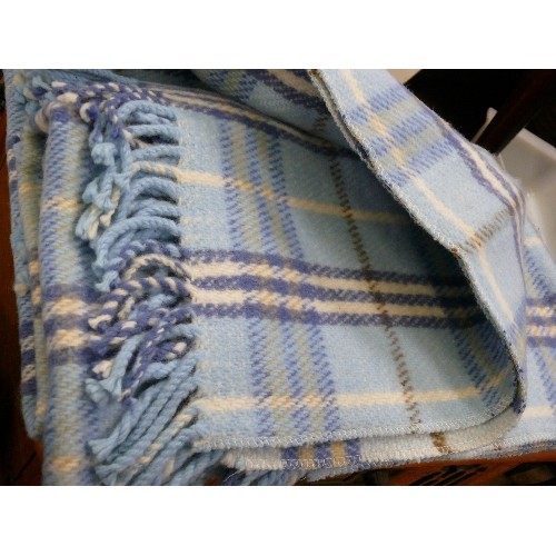 398 - A BLUE WOOL CHECK BLANKET