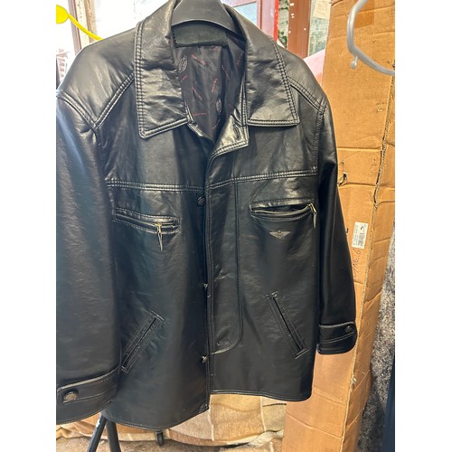 544 - GOOD QUALITY ITALIAN LEATHER JACKET BY R.G.A