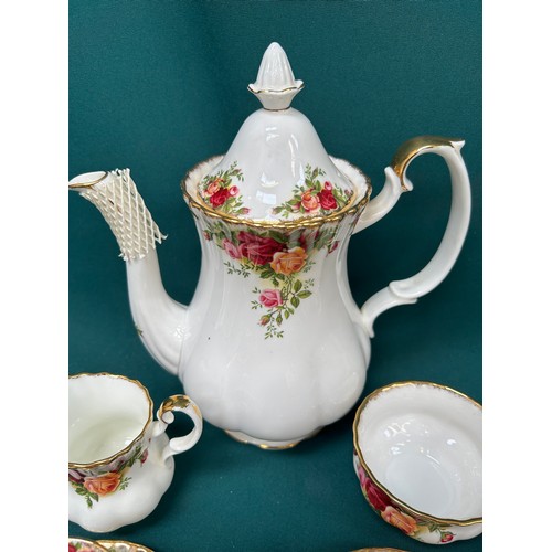 219 - Royal Albert Old Country Roses coffee service comprising coffee pot, cream, sugar, 6 x cups, 6 x sau... 