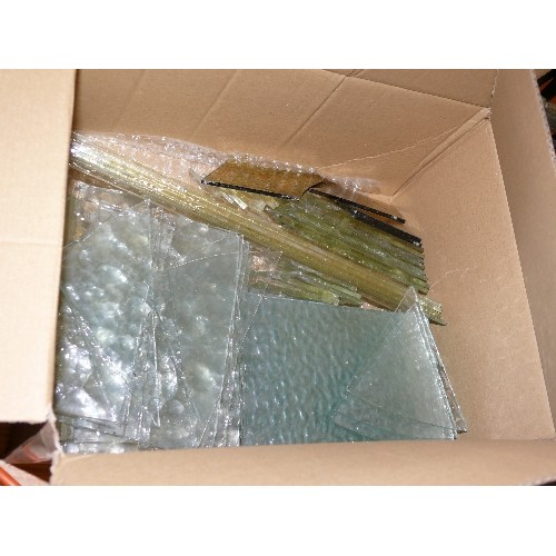 282 - BOX OF 86 GLASS PIECES SUITABLE FOR LEAD LIGHTS, MANY SHAPES, SIZES AND COLOURS (OLD GLASS)