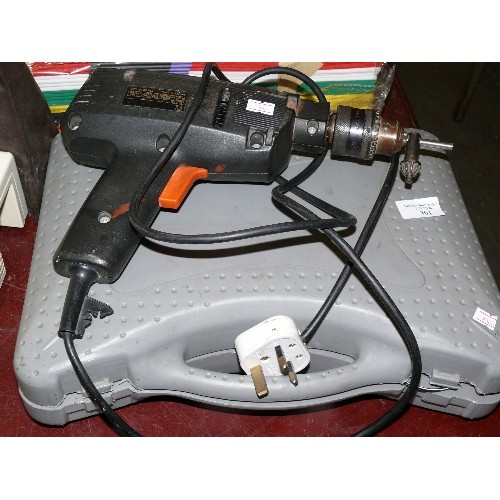 301 - A PERFORMANCE POWER 18V BATTERY HAMMER DRILL WITH BOX AND CHARGER AND A BLACK & DECKER HAMMER DRILL