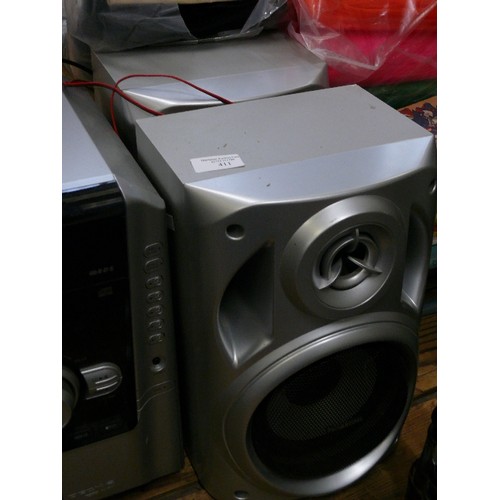 411 - PANASONIC CD STEREO SYSTEM SA-AK240