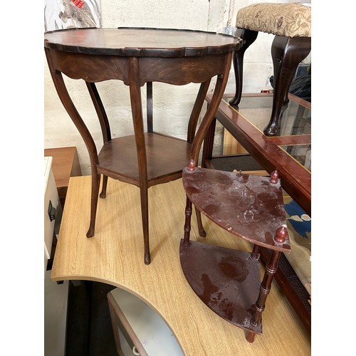 486 - SMALL 2 TIER CORNER WOTNOT AND AN ELEGANT 1920'S MAHOGANY OCCASIONAL TABLE WITH PIECRUST TOP