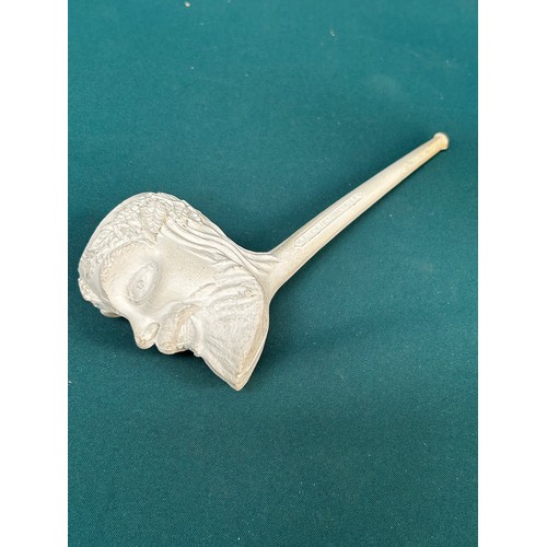 104 - Large Victorian novelty clay pipe , the bowl depicting St Nicholas or Santa Claus and the stem marke... 