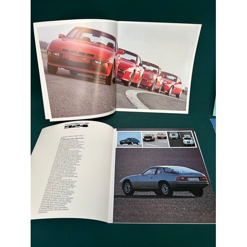 250 - Automobilia Ephemera: Porsche 5 X Car Brochures for 924 1978, 924.924 Turbo 1980, 911SC & 911Turbo 1... 