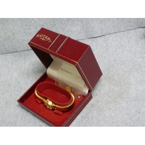 12 - A 18ct GOLD ROTARY WATCH WORKING WITH SPARE LINK IN BOX