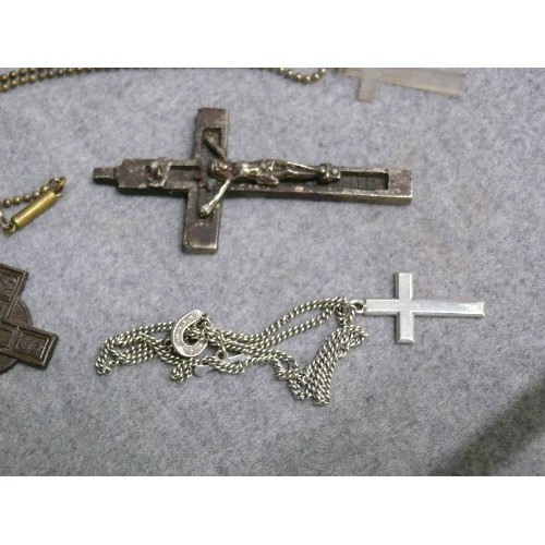 52 - 5 VINTAGE CROSSES INCLUDING ONE MARKED 