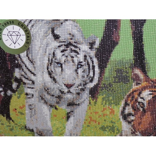 128 - AN ART STUDIO CRYSTAL CANVAS OF TIGERS