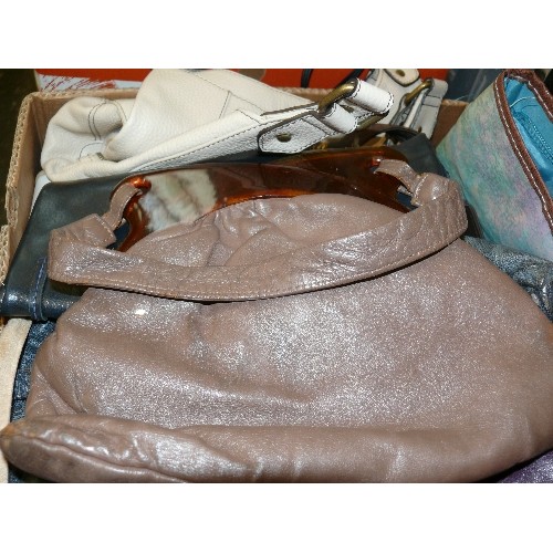 269 - A LARGE SELECTION OF VARIOUS LADIES HANDBAGS SOME LEATHER