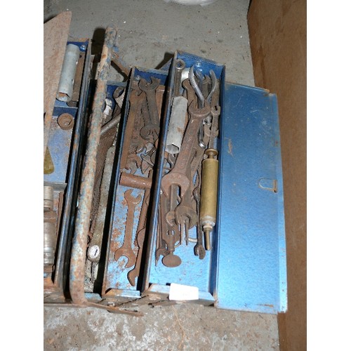 350 - A METAL CANTILEVER TOOLBOX WITH CONTENTS OF VARIOUS SPANNERS, SOCKETS ETC