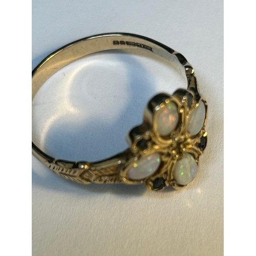 26 - A VERY PRETTY 9CT GOLD VICTORIAN STYLE RING SET WITH 4 OPALS AND 4 SAPPHIRES , 2 GRAMS, SIZE N