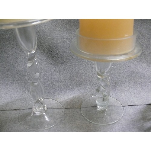 61 - HEAVY CUT GLASS BOWL WITH 2 GLASS CANDLESTICKS COMPLETE WITH CANDLES. THE BOWL IS ETCHED 'MICK & TRI... 