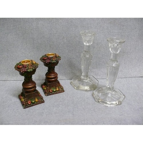 86 - PAIR OF ELEGANT GLASS CANDLESTICKS, TOGETHER WITH A SMALLER PAIR IN THE STYLE OF URNS ADORNED WITH F... 