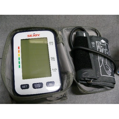 97 - DIGITAL BLOOD PRESSURE MONITOR. FULLY AUTOMATIC ARM-TYPE. 'SEJOY DBP-1333' WITH BOX AND SOFT CASE.