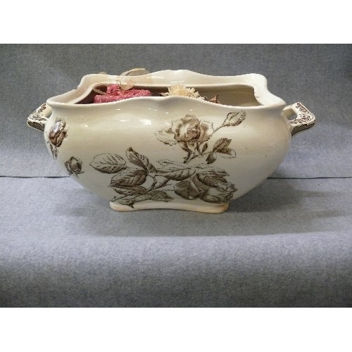 119 - VINTAGE TUREEN CONTAINING QUANTITY OF POT POURRI.