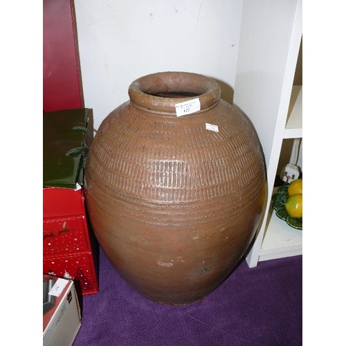 122 - LARGE STONEWARE URN.