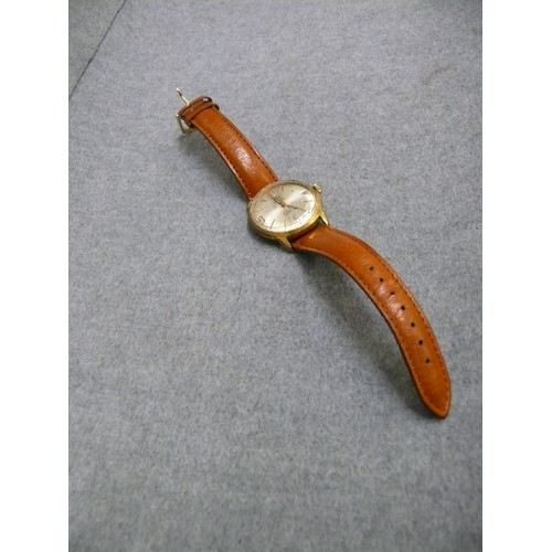 14 - A MuDu GENTS WATCH, 1960`S 24 JEWEL DOUBLEMATIC WITH DATE GOLD PLATED WORKING