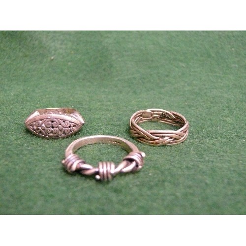 21 - 3 SILVER RINGS 1 BARBED WIRE WOVEN SIZE U, SILVER CELTIC WIRE KNOT (TO TIE THE KNOT) SIZE Z AND WHAT... 