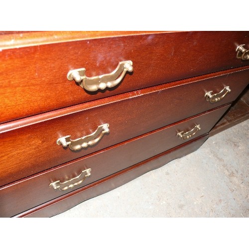 422 - WRITING BUREAU IN MAHOGANY FINISH