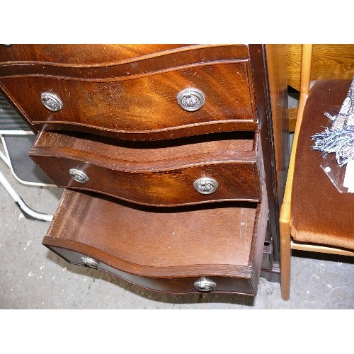 411 - BOW FRONT CHEST OF 6 DRAWERS WITH BRASS DROP RING HANDLES