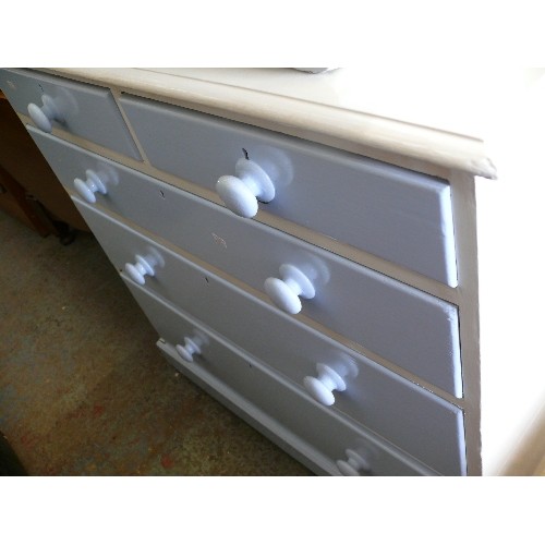 435 - 2/3 WHITE PAINTED SOLID WOOD CHEST OF DRAWERS PAINTED IN BLUE AND WHITE