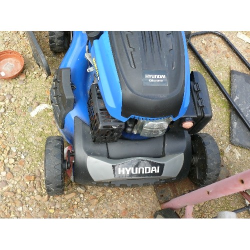 455 - HYUNDAI ROTARY PETROL MOWER