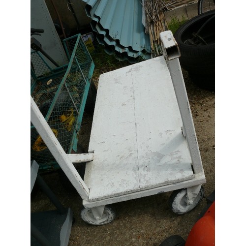 464 - WHITE  HEAVY DUTY TROLLEY