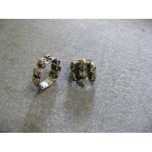 20 - PAIR OF SILVER SKULL RINGS SIZES O AND V