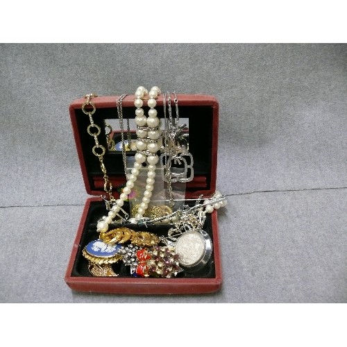 4 - JEWELLERY BOX FULL OF VERY GOOD QUALITY COSTUME JEWELLERY