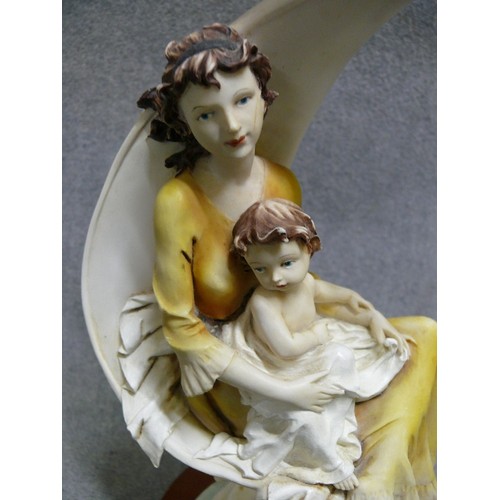 64 - GUISEPPE ARMANI MOTHER & CHILD FIGURE. LARGE RESIN.