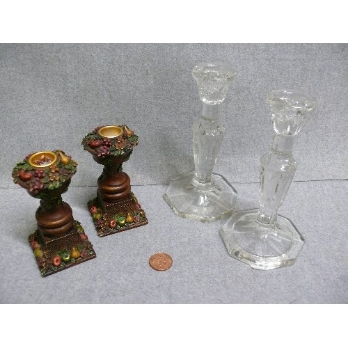 86 - PAIR OF ELEGANT GLASS CANDLESTICKS, TOGETHER WITH A SMALLER PAIR IN THE STYLE OF URNS ADORNED WITH F... 